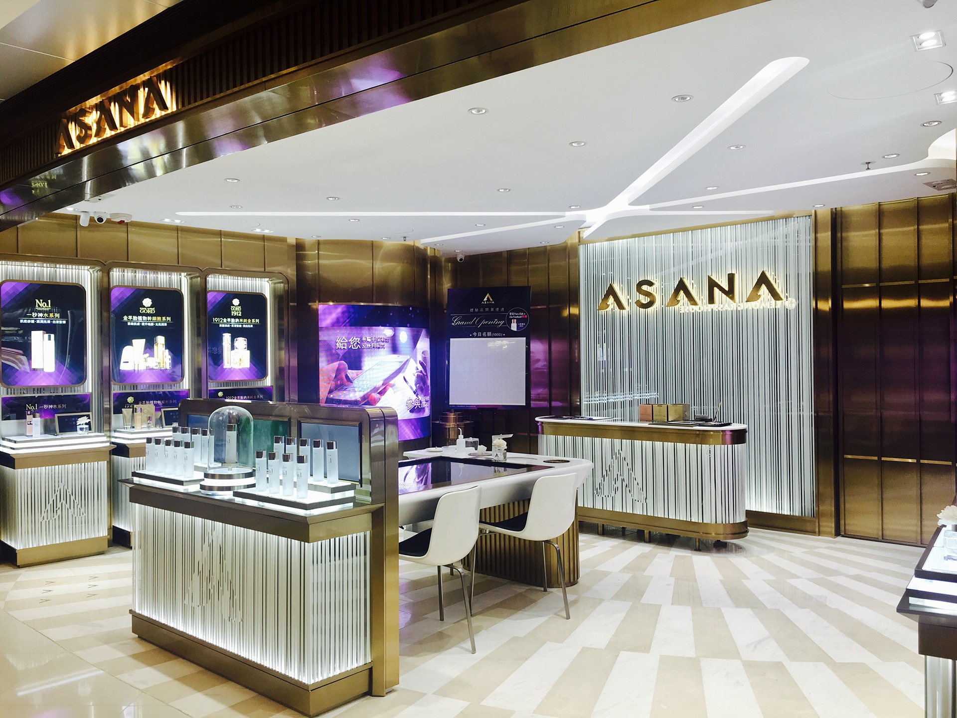 Cosmetic Showcase Display Cosmetic Display Cases Manufacture